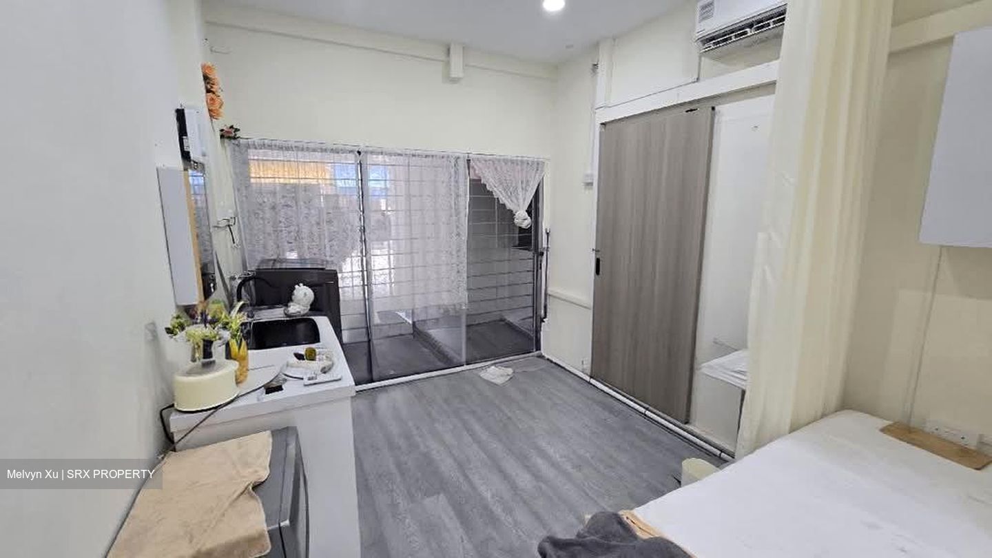 Toa Payoh Vista (D12), Shop House #614484311